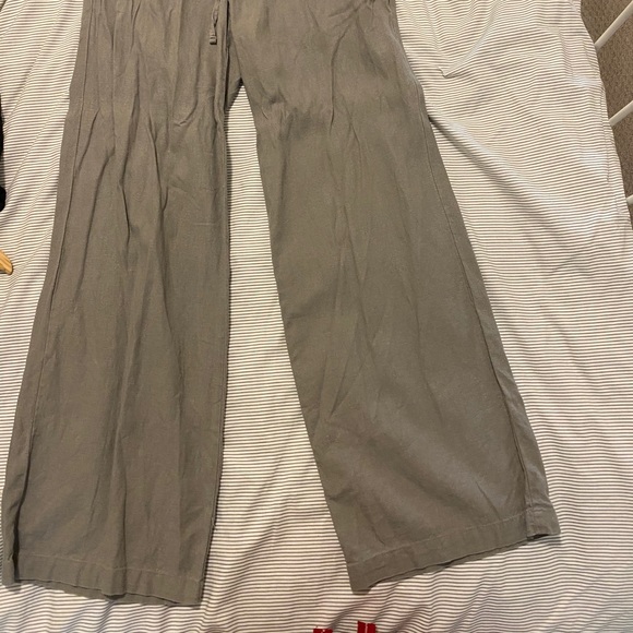 Old Navy Linen Pants - Picture 4 of 6